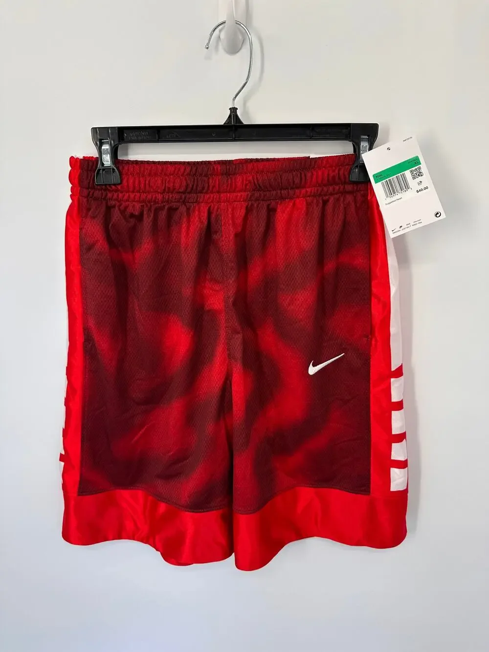 NIKE NWT Dri Fit Boy's Basketball Shorts // XL